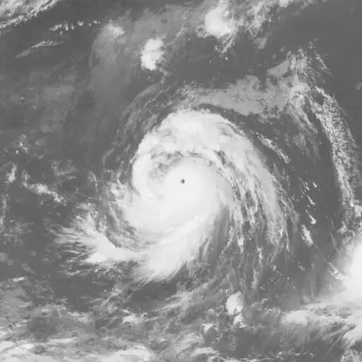 Meranti 2016: MERANTI infrared satellite image, 2016-09-13T03:00:00Z